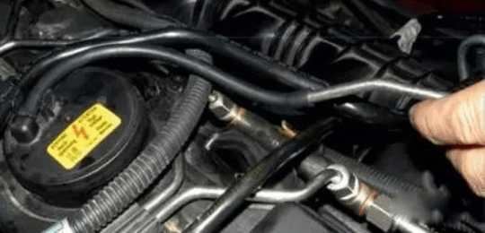 【損】寶馬X6曲軸油封破損造成發動機抖動